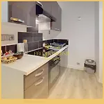 아파트 Nid Des Vosges - Cozy, Balcony, Queen Size Bed & Centre 낭시